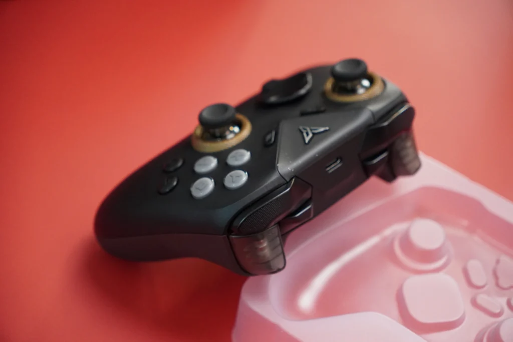 Flydigi Vader 5 Pro back view