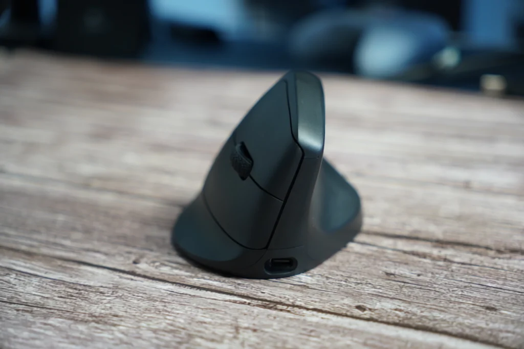 Keychron M5 vertical 4
