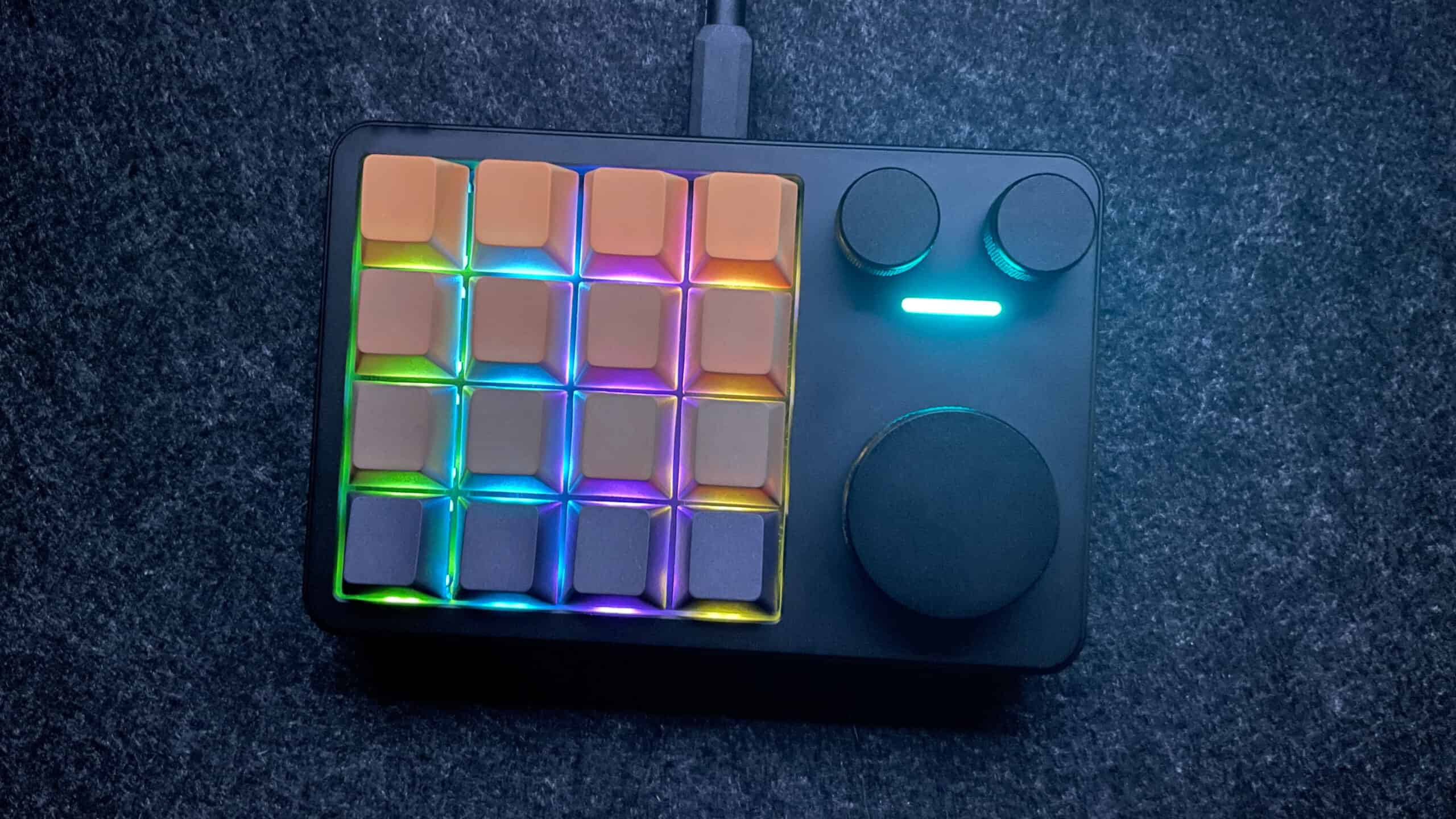 KiiBOOM Cybrix 16 macropad showing its RGB backlighting in action