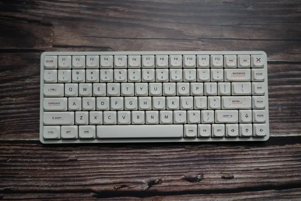 IQUNIX Magi75 Review: Endgame Low Profile Keyboard?