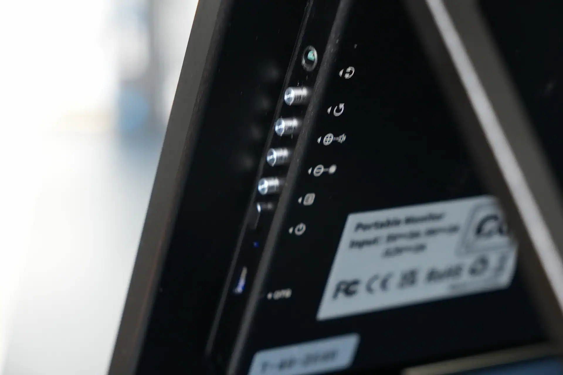 UPerfect UMax 27 Switches OSD navigation buttons close-up on right side