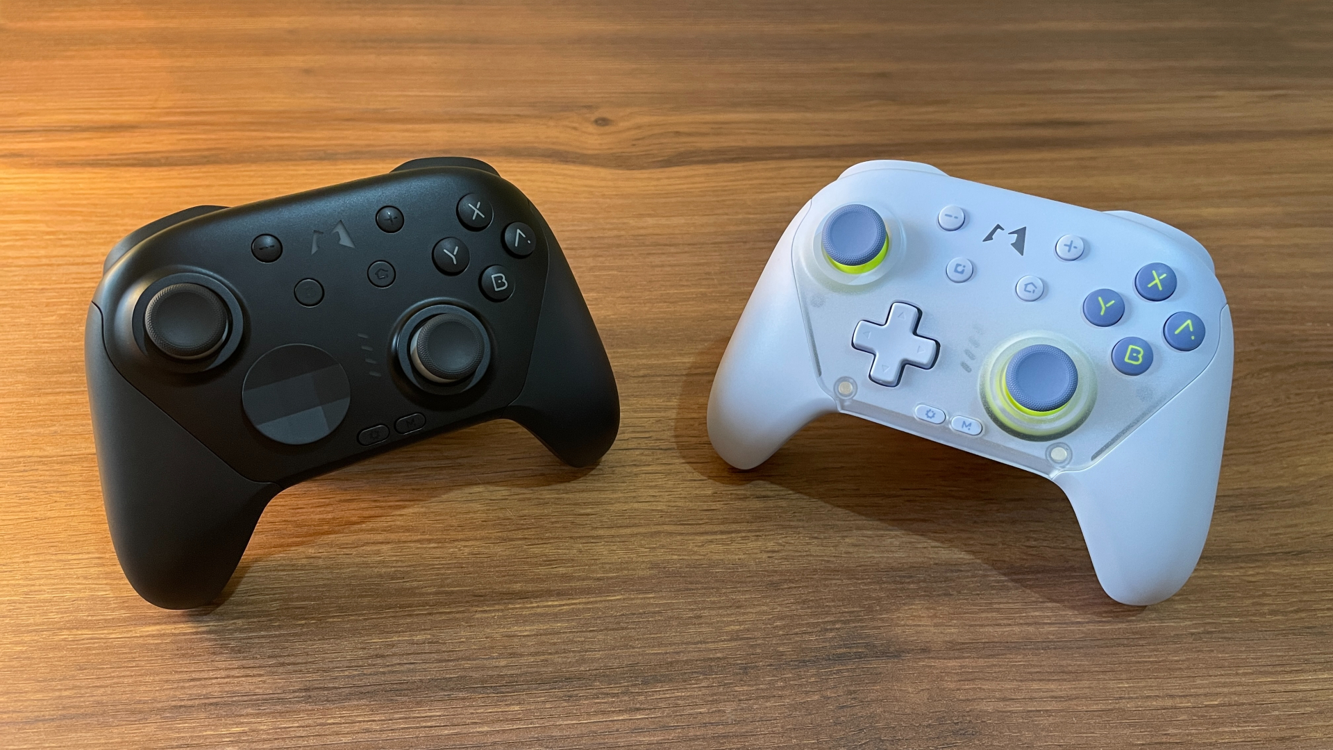 Side-by-side close-up photo comparing the Mobapad Chitu 2 HD controller with the Mobapad Chitu 2 HD Silent Edition, highlighting both models placed next to each other for design and structural comparison.