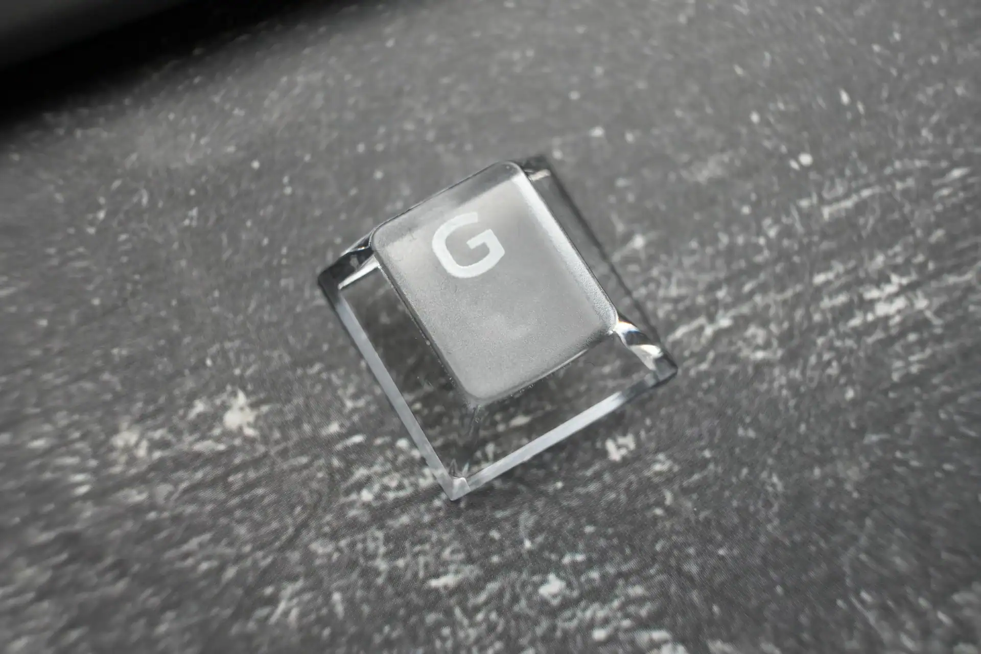 Mchos transparent keycap