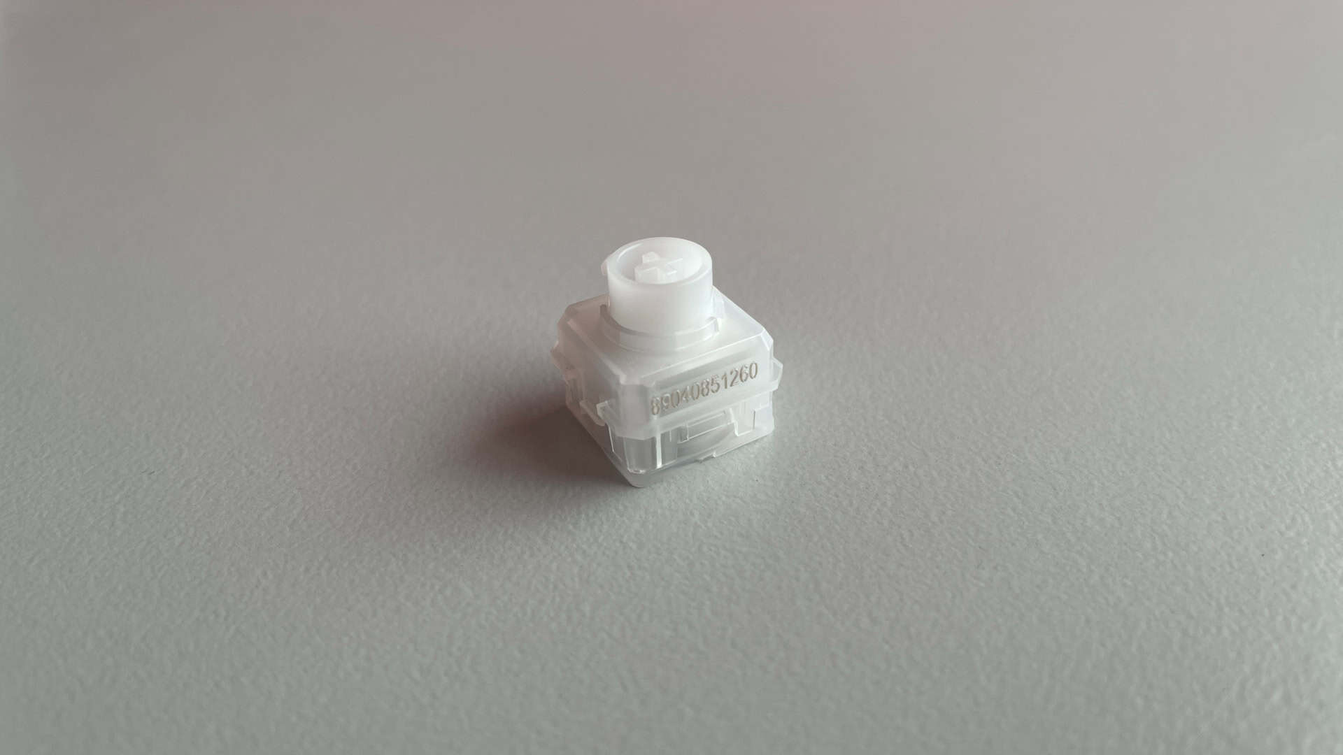 XVX Whisper Switch Review – Silent. Tactile. Magnetic!? You Have