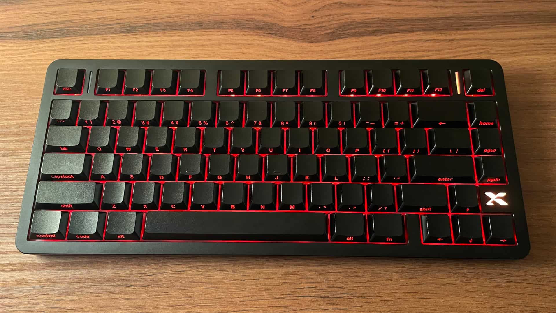 XVX L75 Air low-profile mechanical keyboard shown in a clean product view, highlighting its compact layout, slim profile, and overall design.