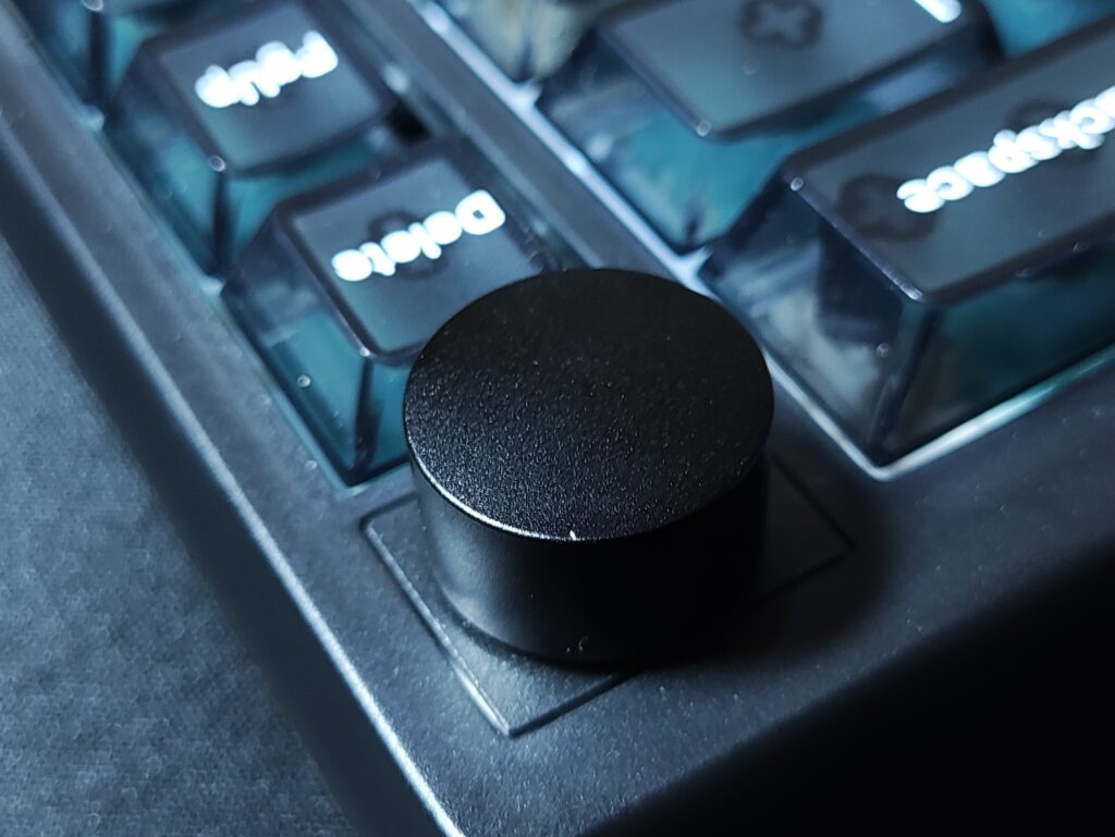 1000598995