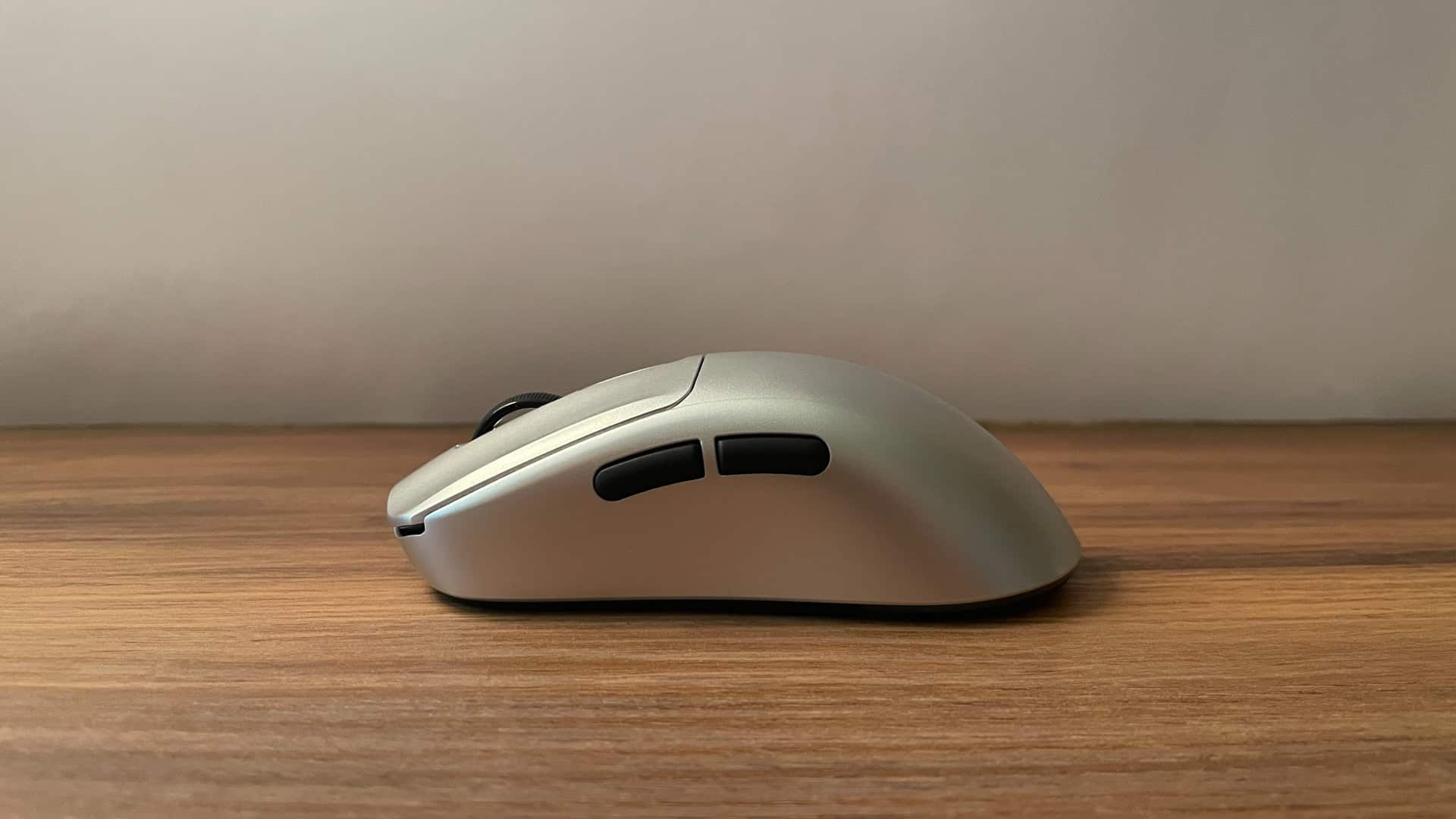 Side profile of the Epomaker Nex Pro ergonomic gaming mouse.