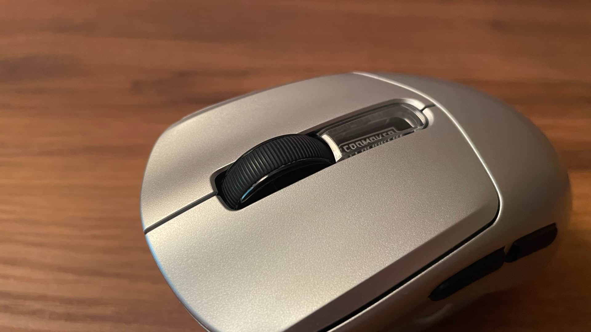 Close-up view of the scroll wheel on the Epomaker Nex Pro ergonomic gaming mouse.