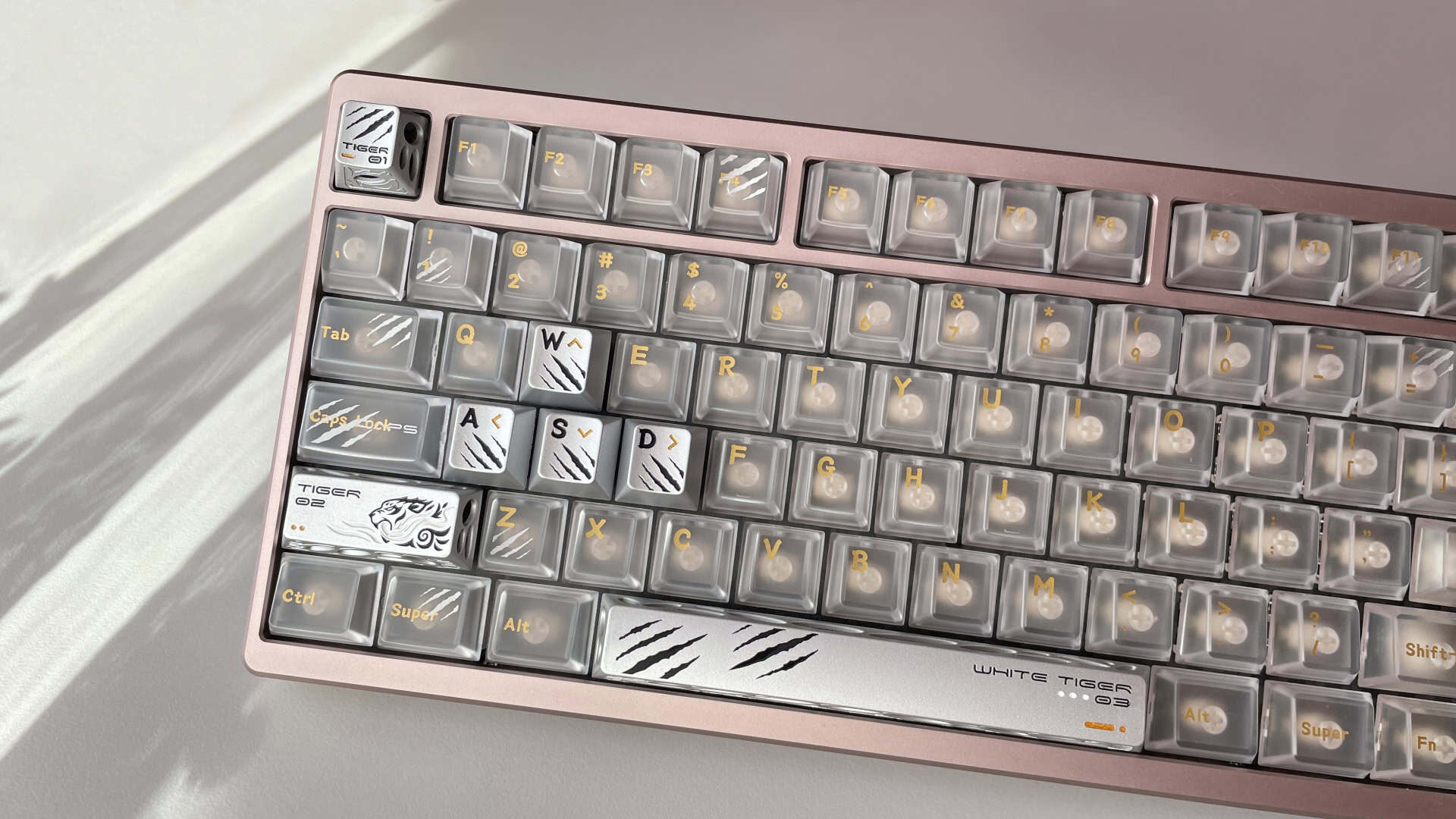 XVX Holy Beasts Series White Tiger complete keycap set — PC base kit and aluminum artisans — installed on a Hex80 mechanical keyboard.