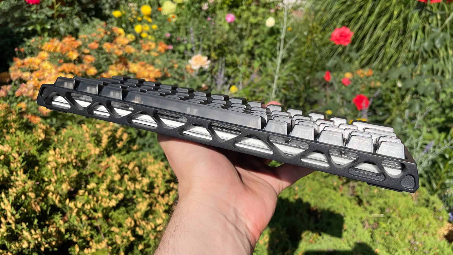 Close-up view of the front edge of the XVX Trooper63 HE keyboard.