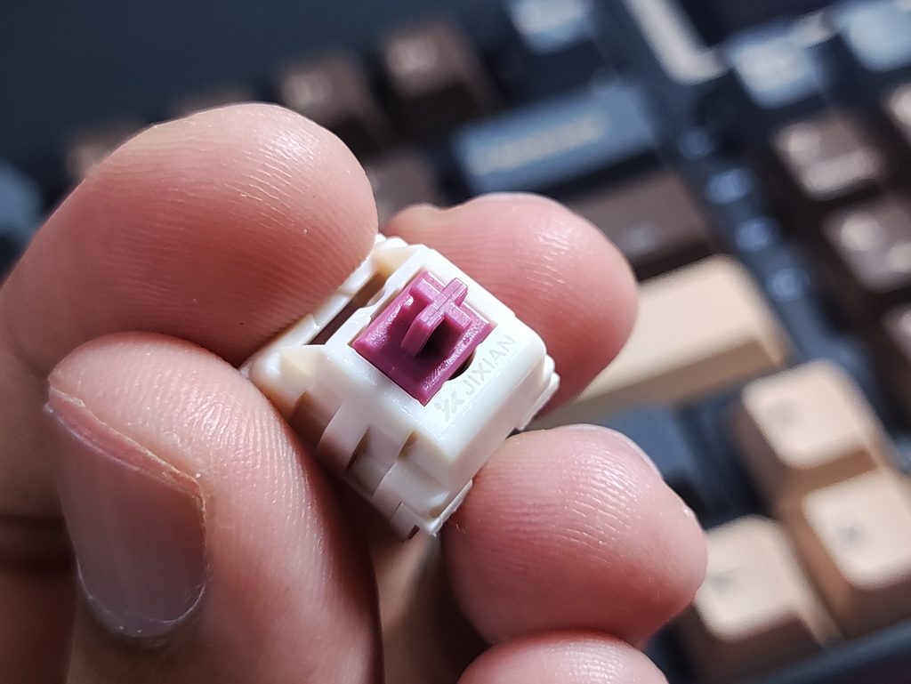 Kemove K94 Review - Full Featured Mechanical Keyboard 18 Jixian Blueberry Switch