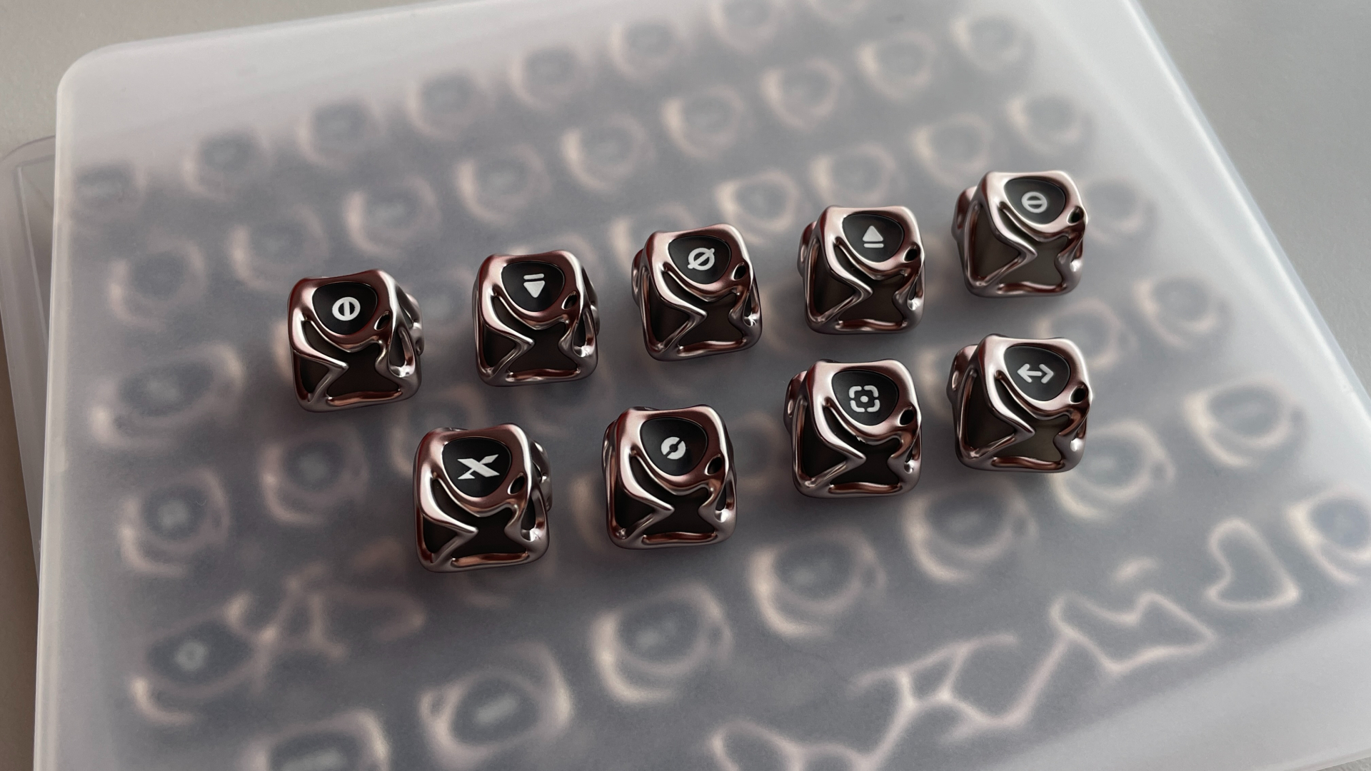 XVX Venom V2 Review – The Most Unique-Looking Keycaps? 13 Selection of novelty keycaps included with the XVX Venom V2 set.