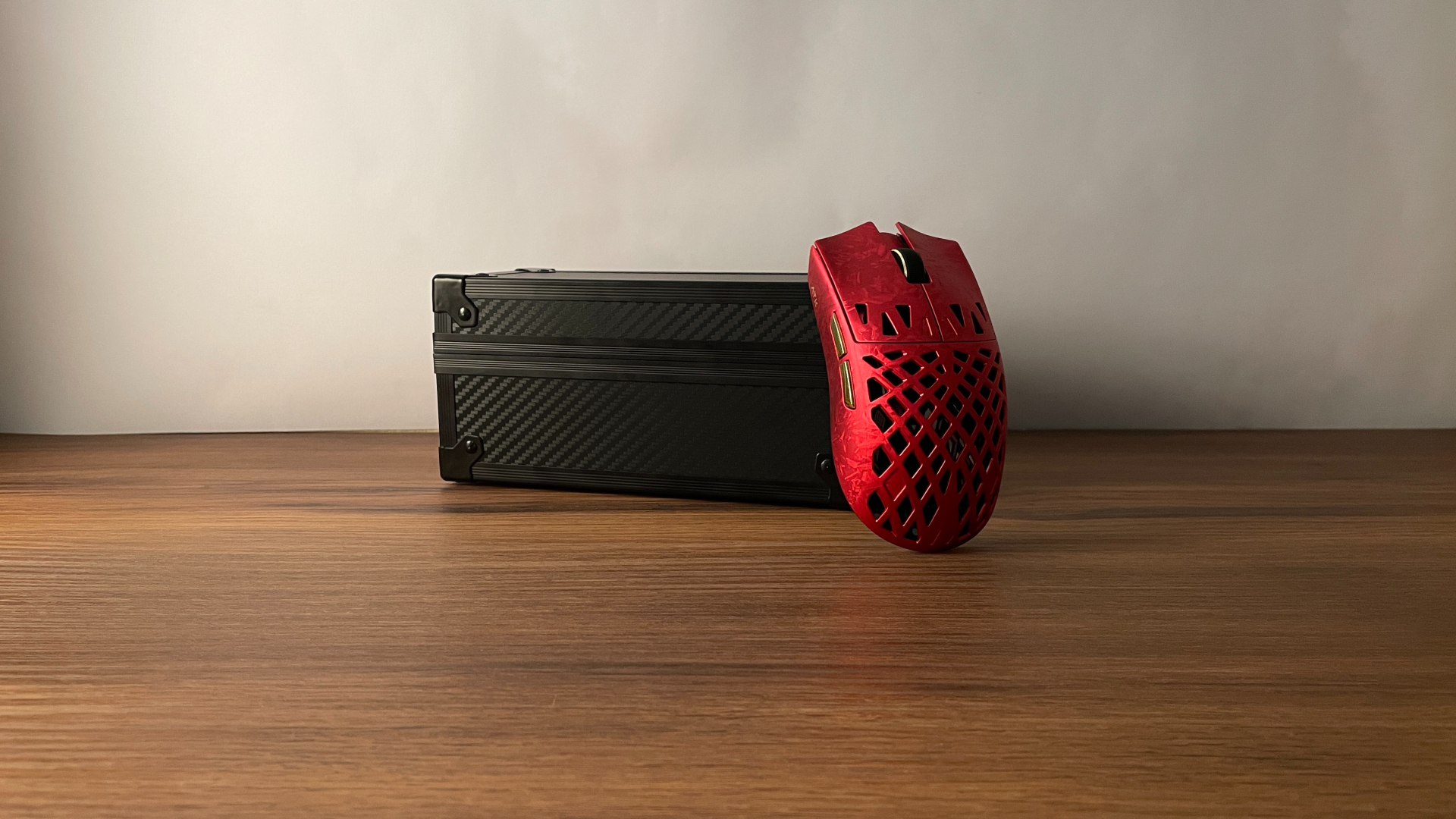 ATK Ghost Review – A Distinctive Take on the Lightweight Carbon