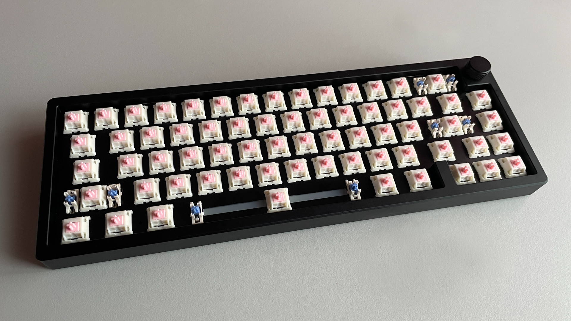 Epomaker Galaxy68 mechanical keyboard with Epomaker Roseveil switches installed.